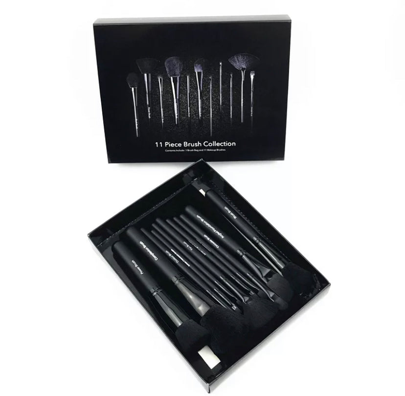Makeup brushes